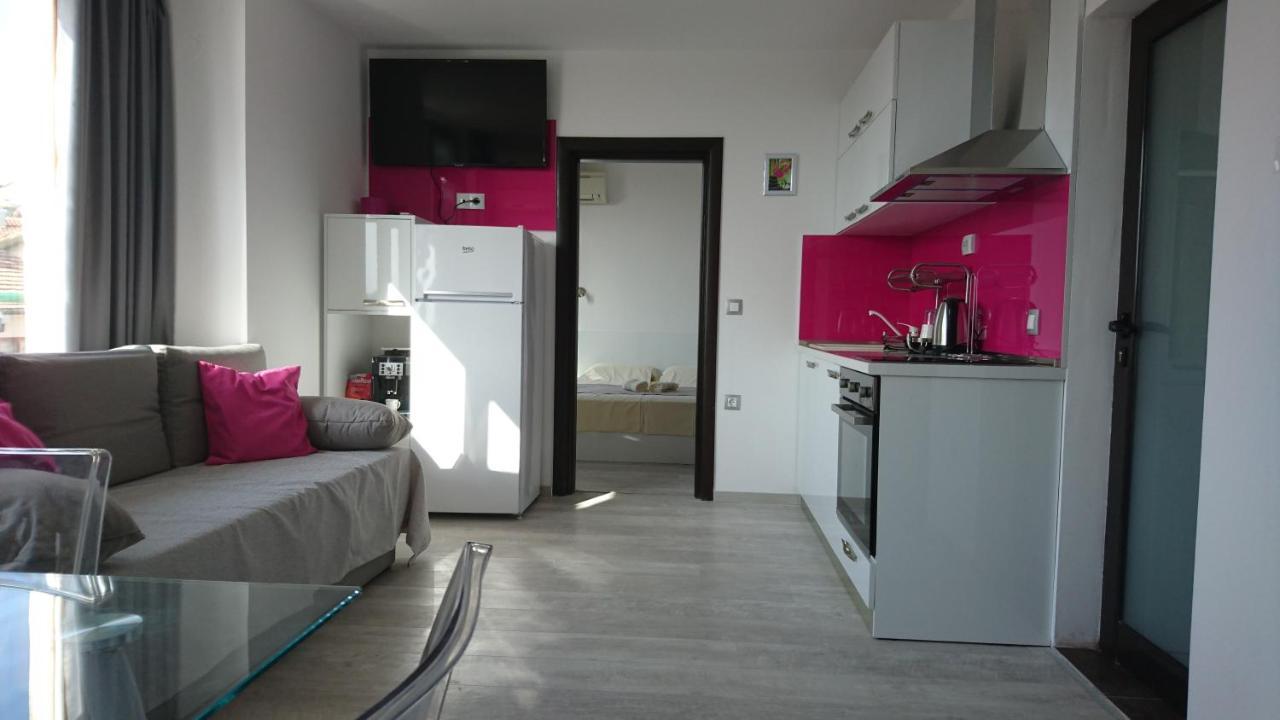 Park Apartments & Rooms Popovi Szandanszki Kültér fotó