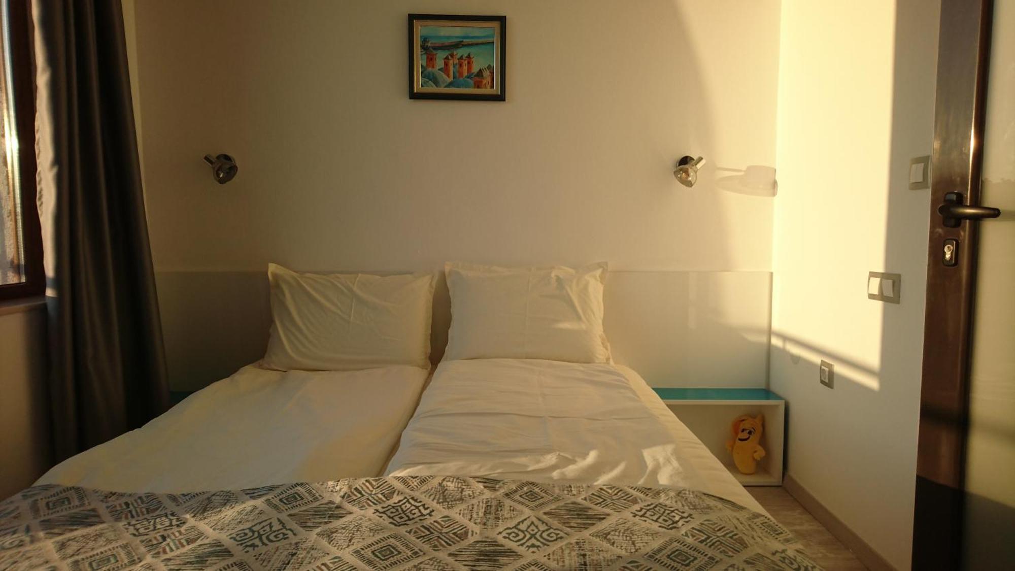 Park Apartments & Rooms Popovi Szandanszki Szoba fotó